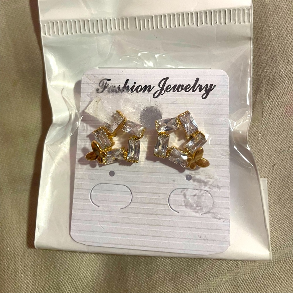 Star earrings